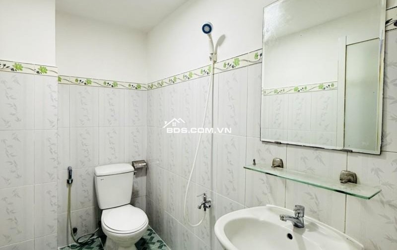 BÁN NHÀ 4 TẦNG CMT8, Q10 – diện tích S 38M² giá chỉ NHỈNH 6 TỶ